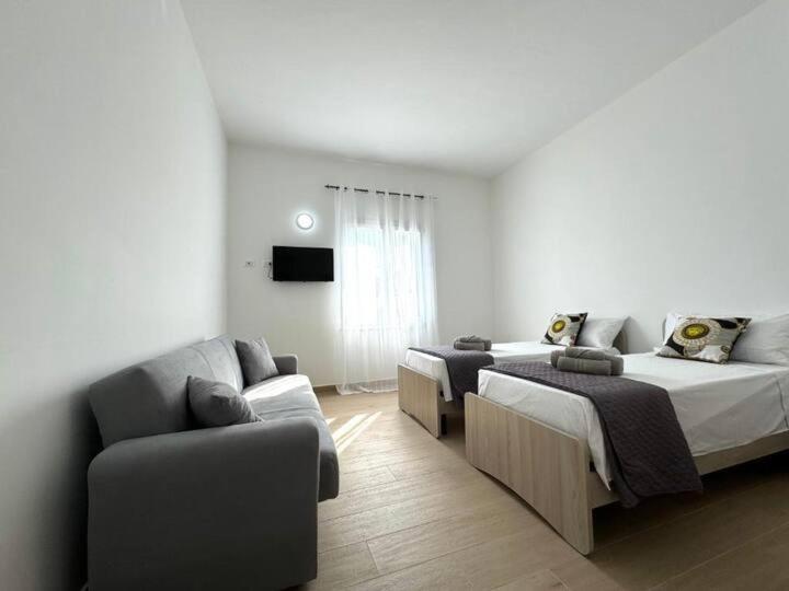 Casa Ferrante Hotell Cinisi Exteriör bild