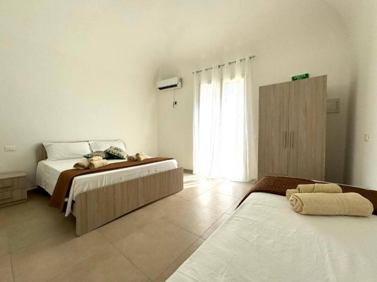 Casa Ferrante Hotell Cinisi Exteriör bild